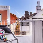 Whome Stylish & Modern Luxury Apartment In Cascais Center